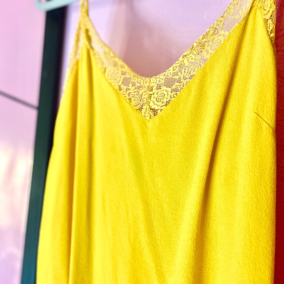 Forever 21 Summer Clearance Slouchy Yellow Lacey Tank Top Cami Womens Medium - Picture 3 of 3